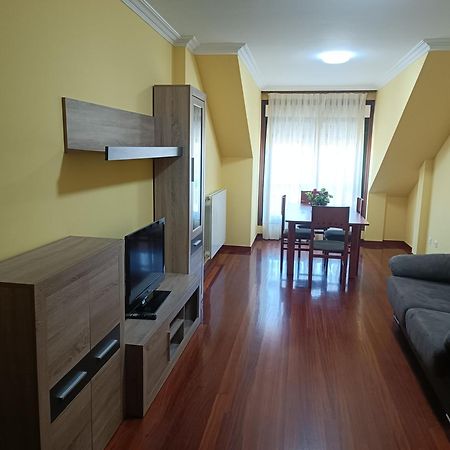 Atico Con 3 Habitaciones En Poio Exterior photo