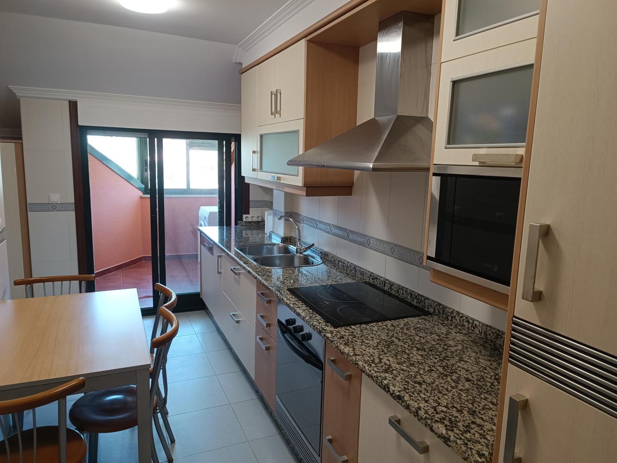 Atico Con 3 Habitaciones En Poio Exterior photo